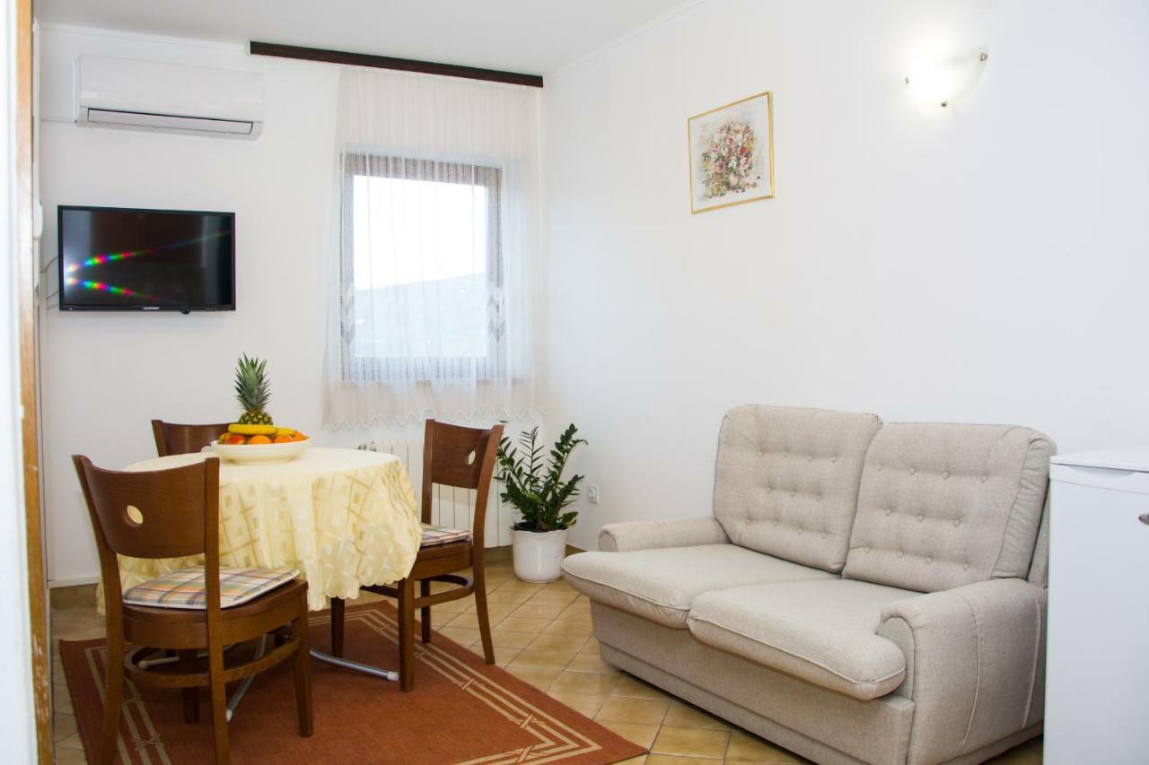 Bella Vista Apartments Crikvenica Eksteriør billede