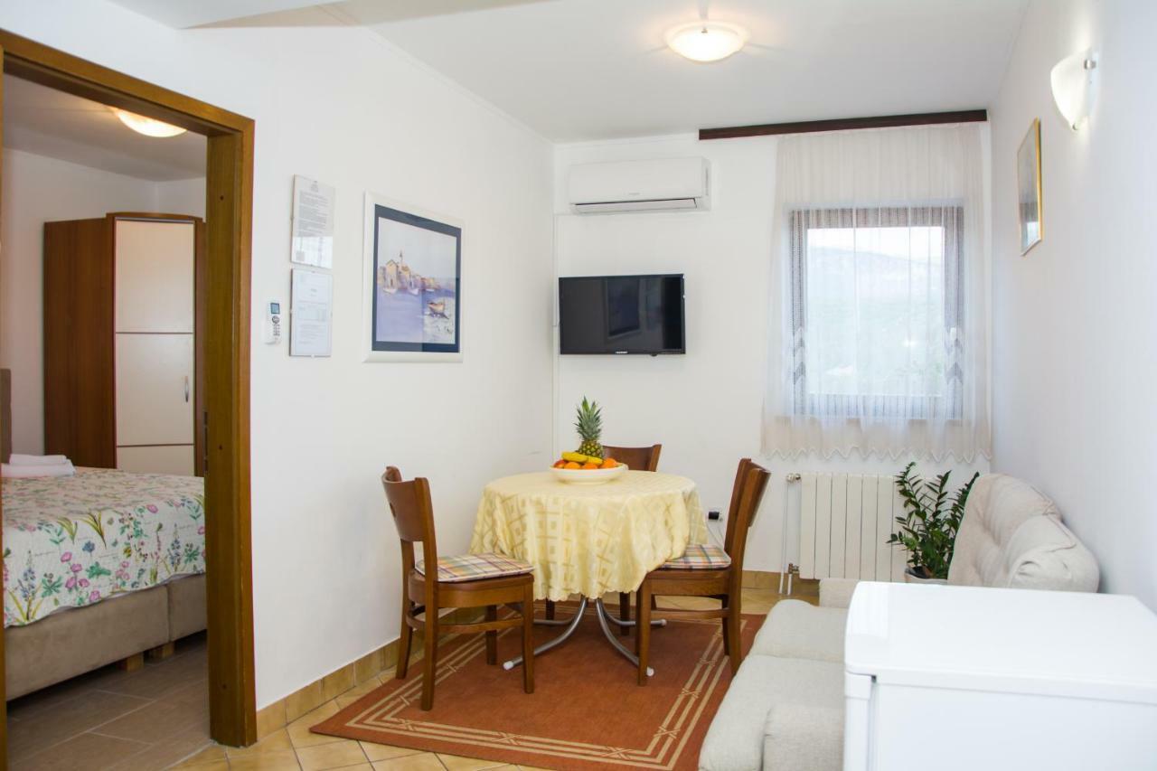 Bella Vista Apartments Crikvenica Eksteriør billede